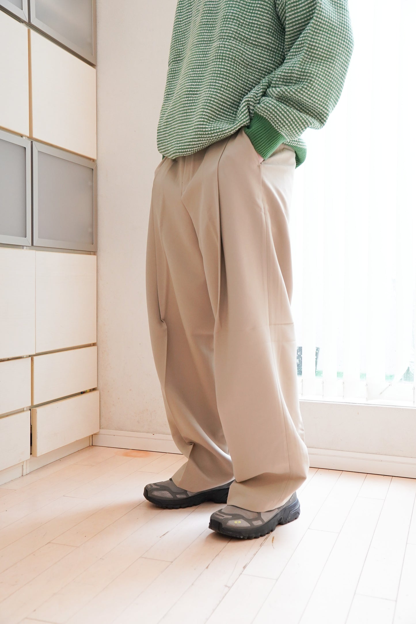 one tuck basic slacks