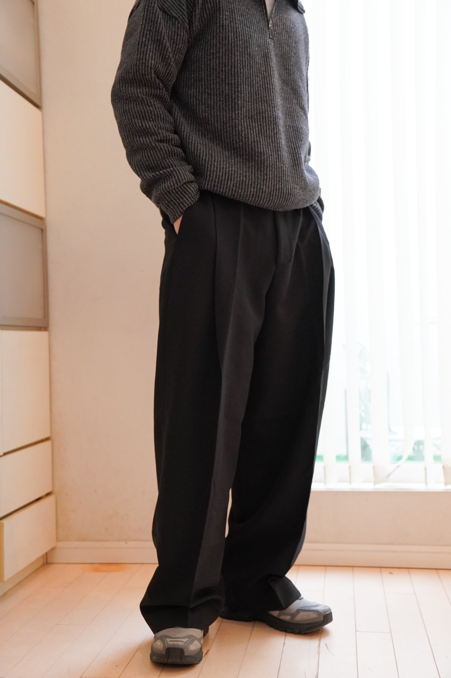 one tuck basic slacks